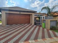 3 Bedroom 2 Bathroom House for Sale for sale in Amandasig