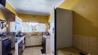 Kitchen - 15 square meters of property in Freeway Park