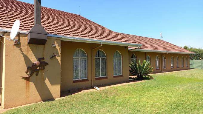 Smallholding for Sale For Sale in Hartbeespoort - MR562053