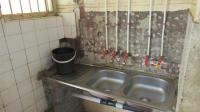 Kitchen - 40 square meters of property in Yeoville
