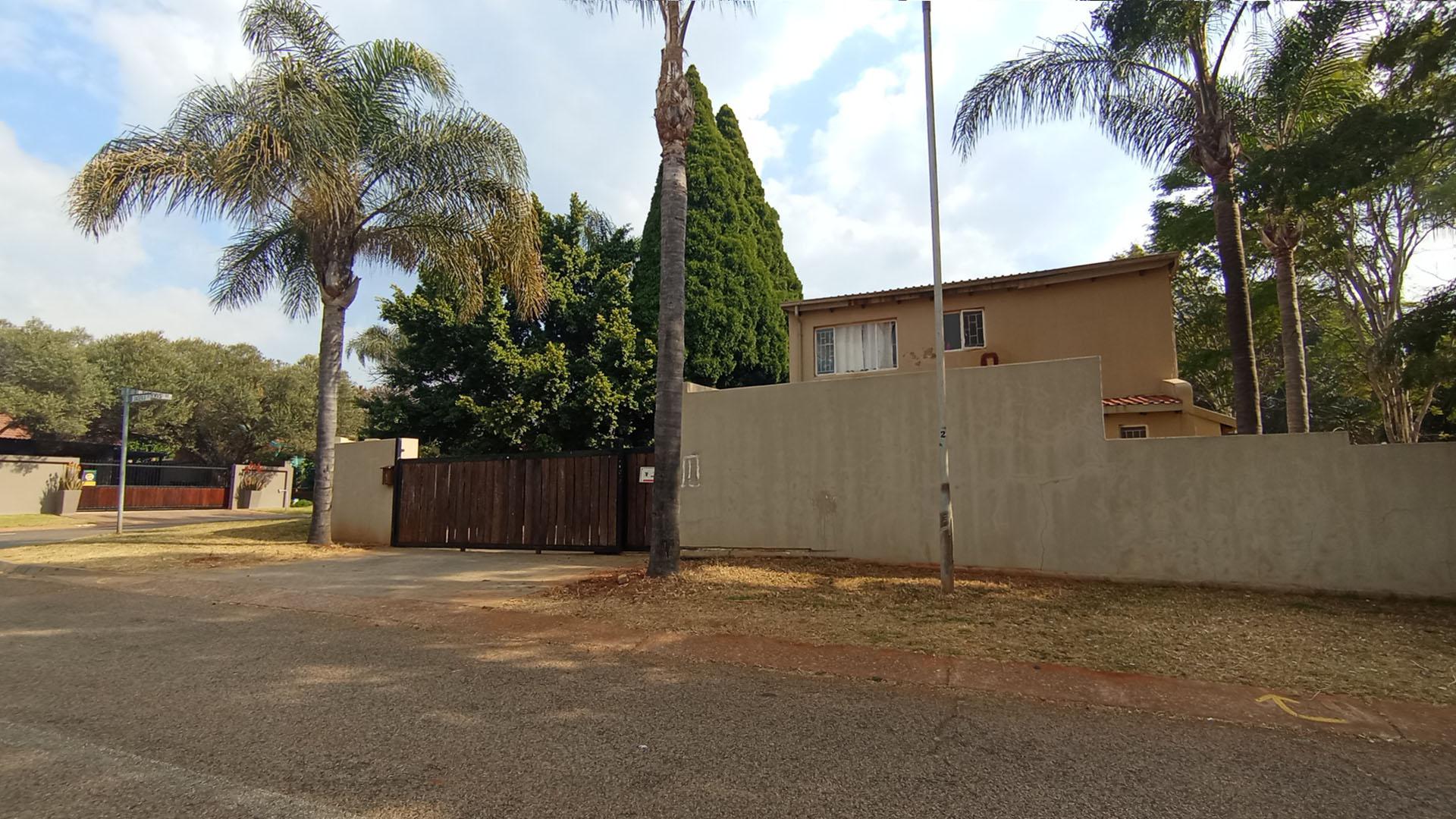 Front View of property in Garsfontein