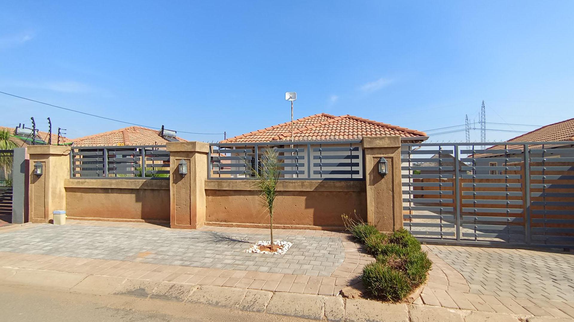 Front View of property in Mamelodi