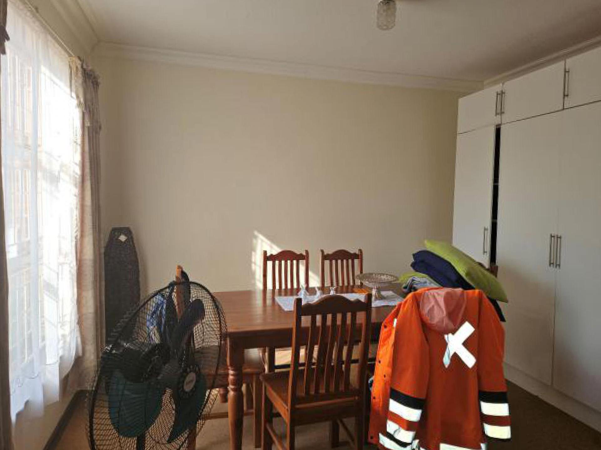Dining Room of property in Stilfontein
