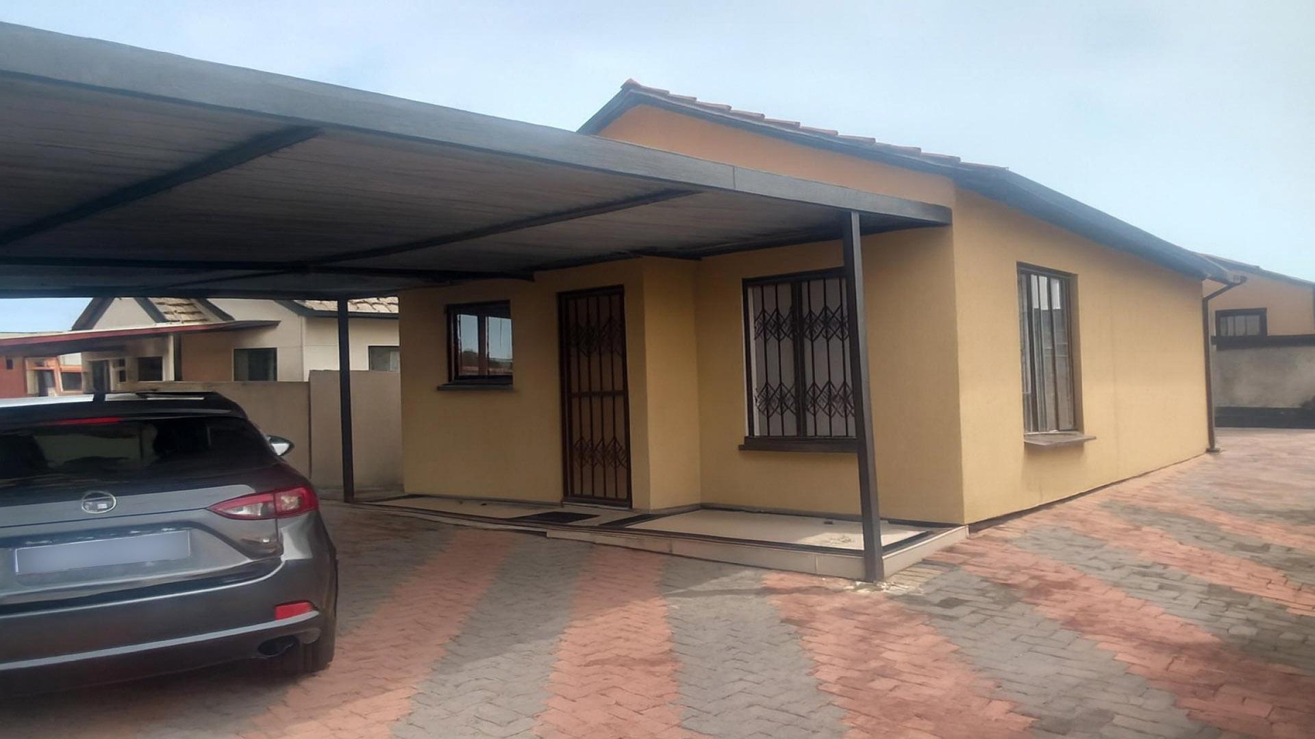 Front View of property in Soshanguve East