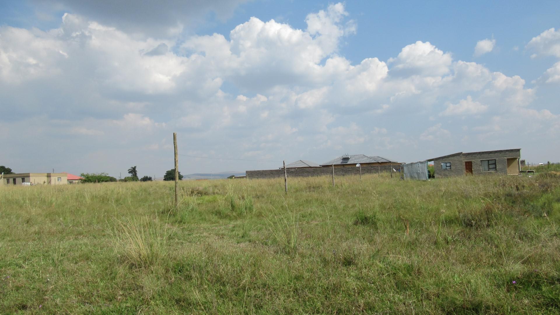 Front View of property in Kaydale AH