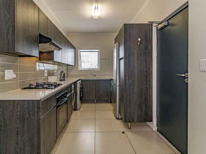 Houses For Sale in Land En Zeezicht MyRoof.co.za