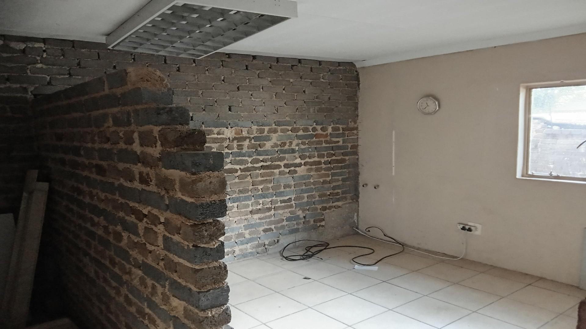 Bed Room 1 of property in Atlasville