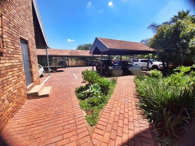 2 Bedroom Apartment for Sale For Sale in Clubview - MR562385