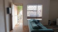 Lounges - 19 square meters of property in Milnerton