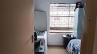 Bed Room 1 - 11 square meters of property in Milnerton
