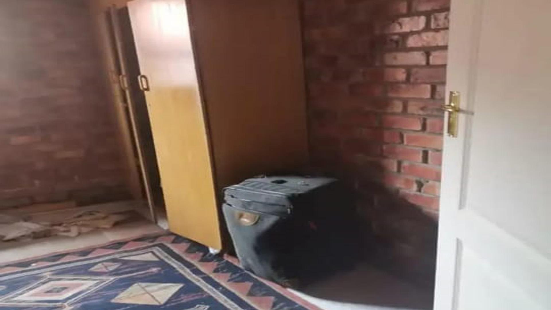 Bed Room 1 of property in Breidbach