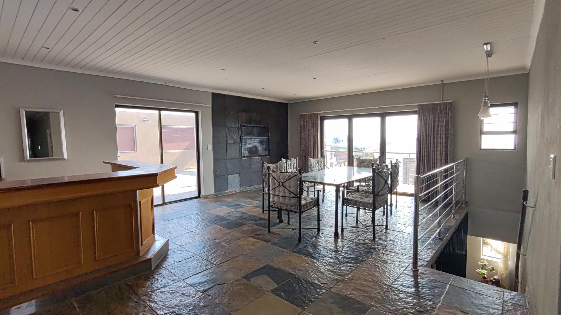 Entertainment of property in Port Elizabeth Central