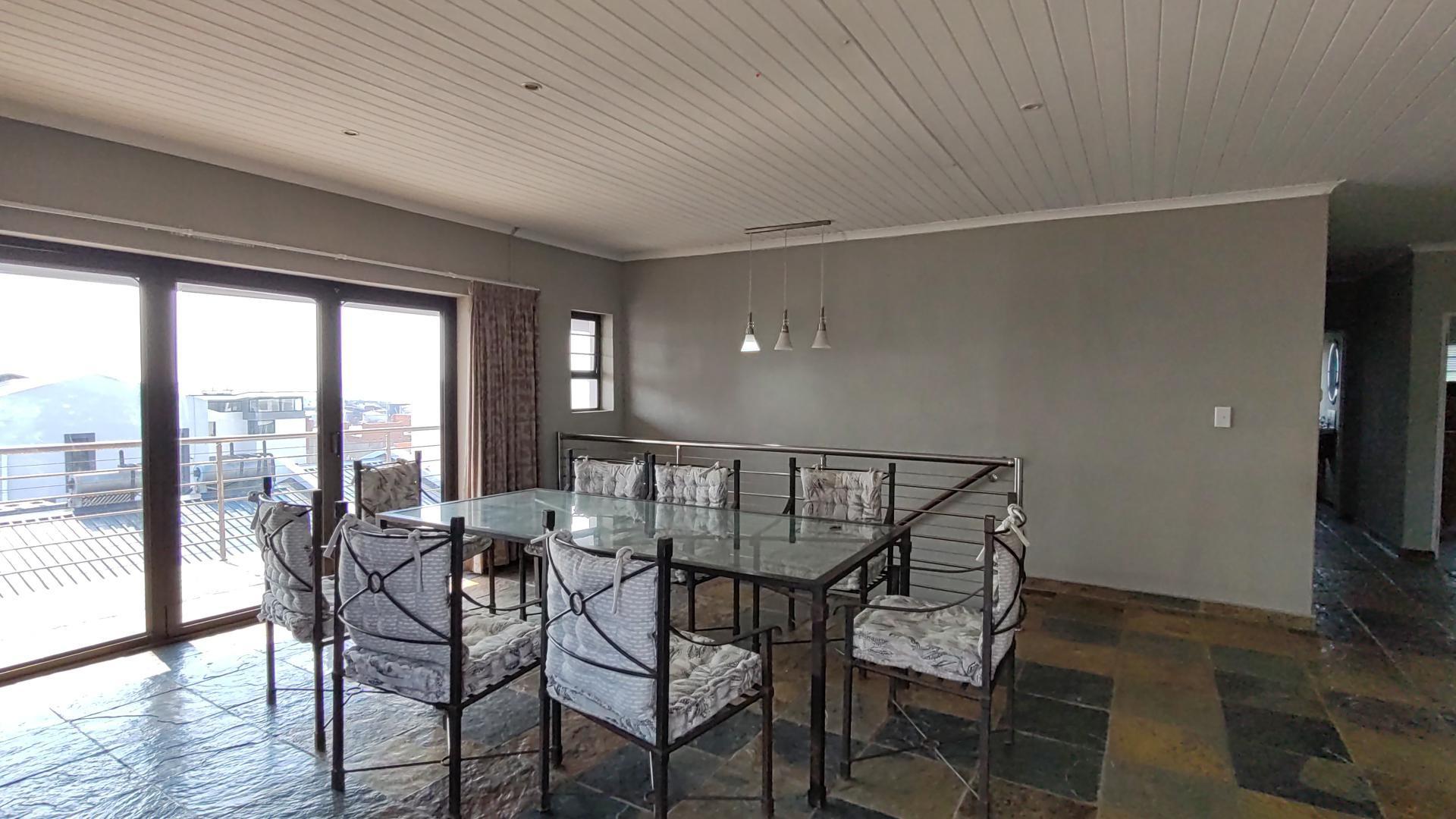Dining Room of property in Port Elizabeth Central