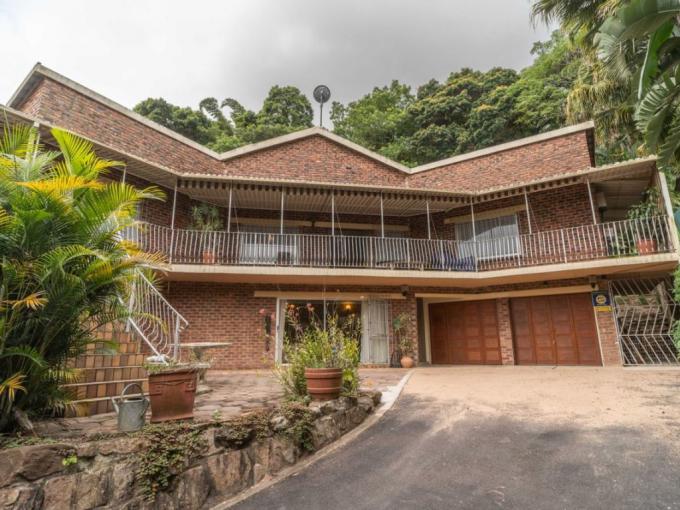 4 Bedroom House for Sale For Sale in Cowies Hill Park MR56