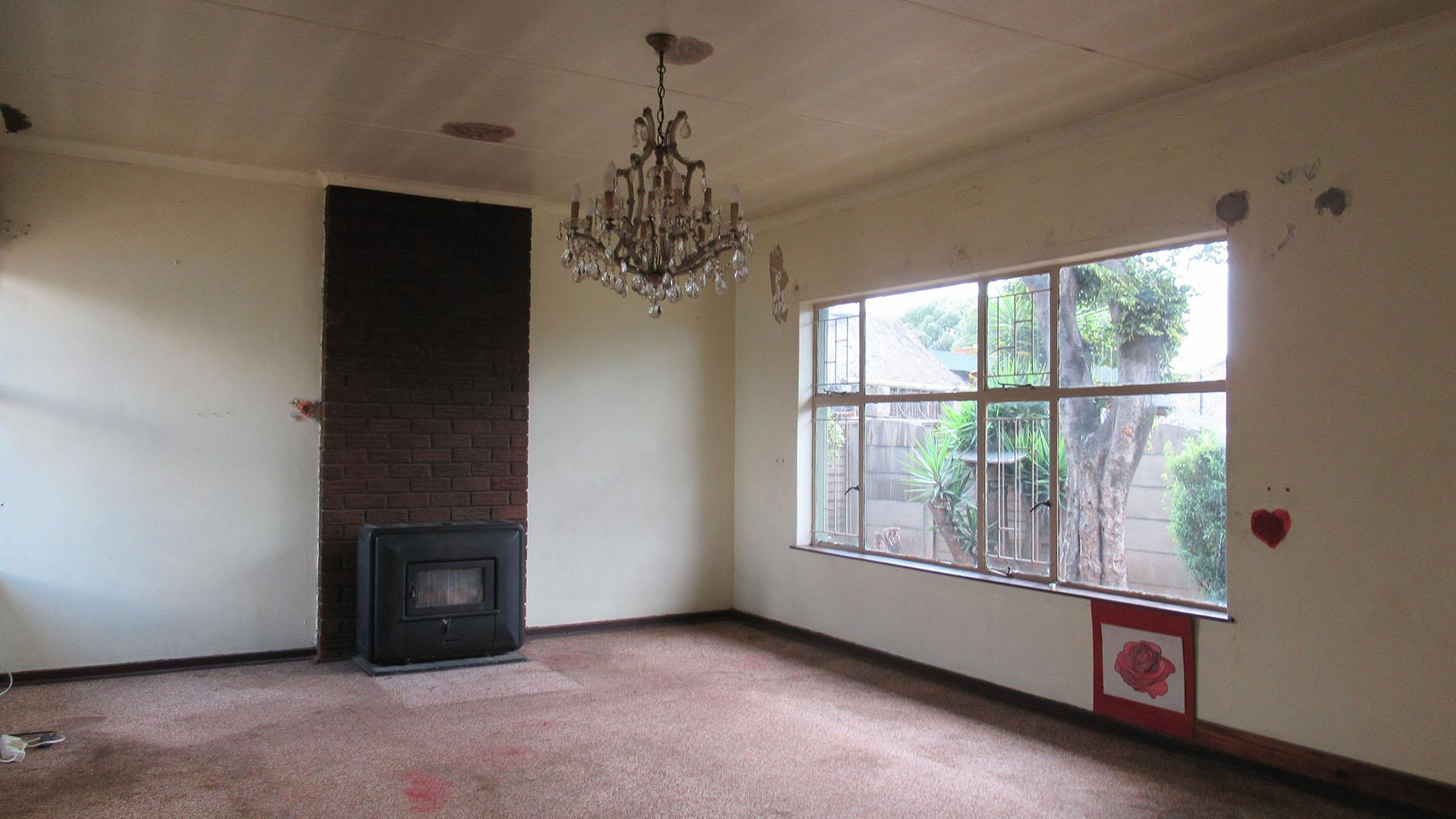 Informal Lounge of property in Vanderbijlpark