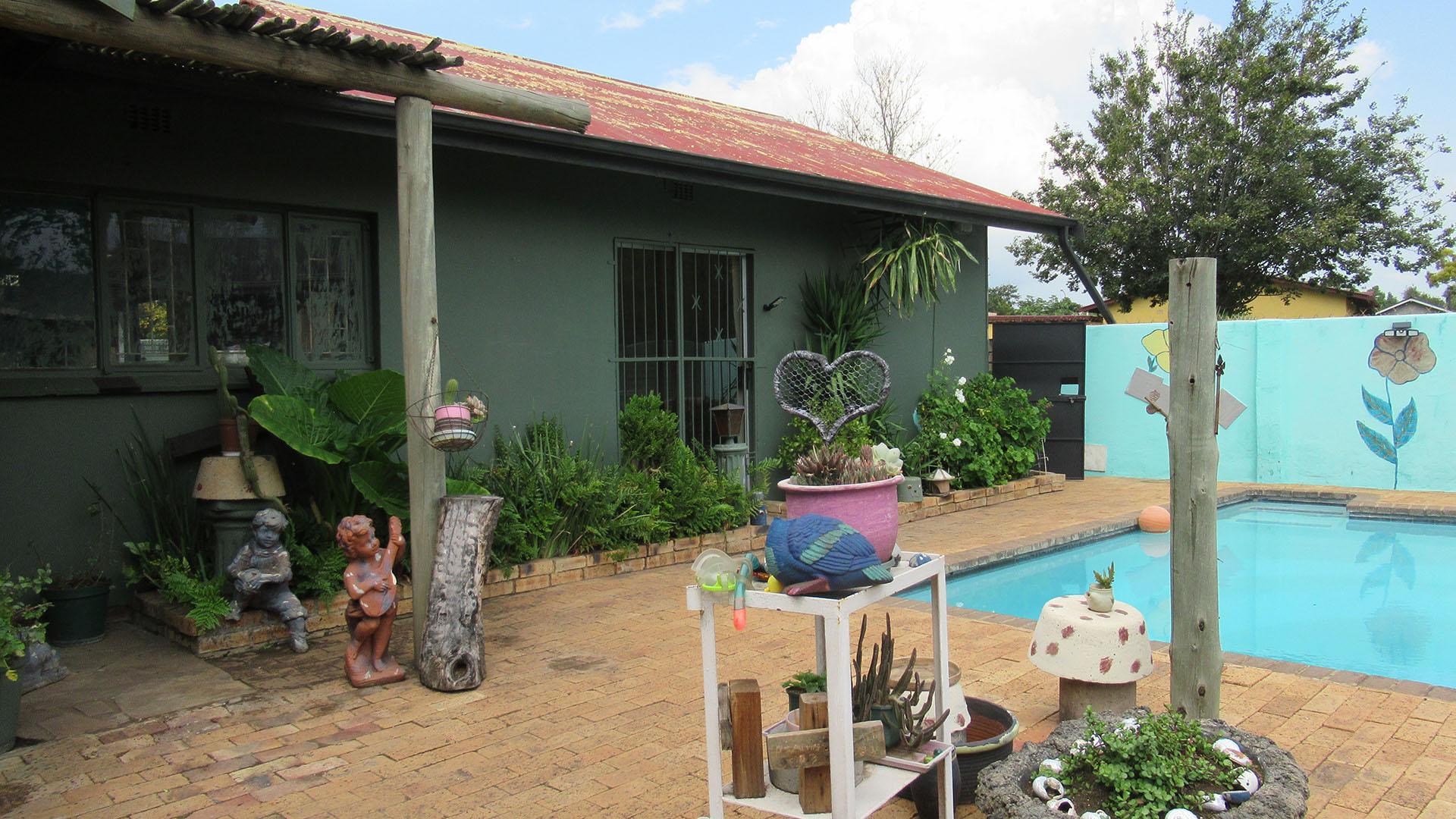 Backyard of property in Vanderbijlpark