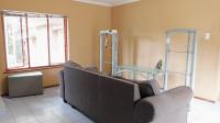 Lounges - 72 square meters of property in Woodside