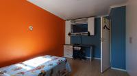 Bed Room 1 - 15 square meters of property in Paarl