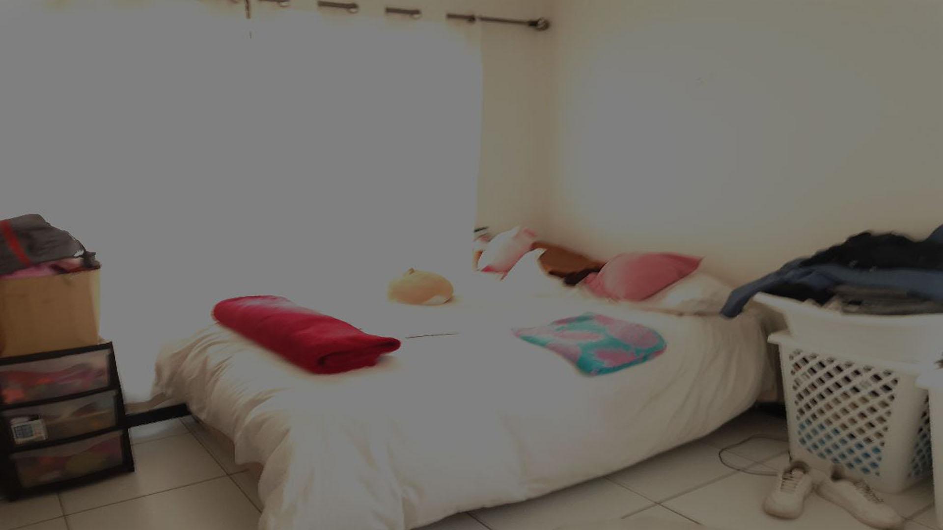 Bed Room 1 of property in Sandton