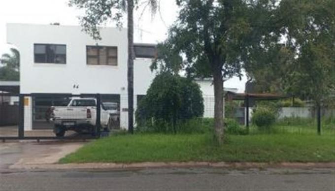 Standard Bank SIE Sale In Execution 4 Bedroom House for Sale in Penina Park - MR563119