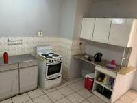 Kitchen of property in Sunnyside