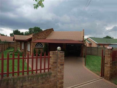 2 Bedroom House to Rent in Meyerton - Property to rent - MR56337