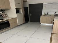 Kitchen - 9 square meters of property in Edenburg - Jhb