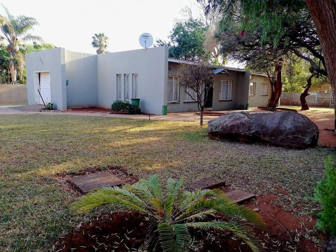 4 Bedroom House for Sale For Sale in Impala Park (Mokopane) - MR563526