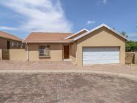 3 Bedroom 2 Bathroom House for Sale for sale in Halfway Gardens