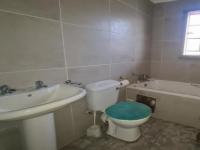 Bathroom 1 of property in Benoni East AH