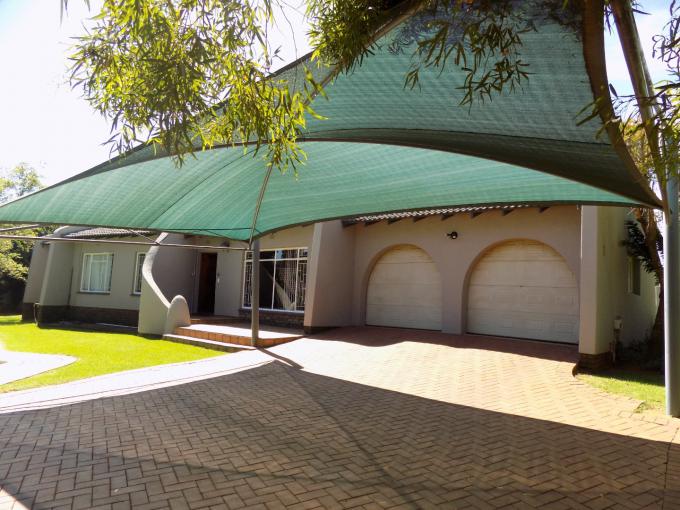 3 Bedroom House for Sale For Sale in Weltevreden Park MR56