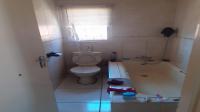 Bathroom 1 of property in Mabopane