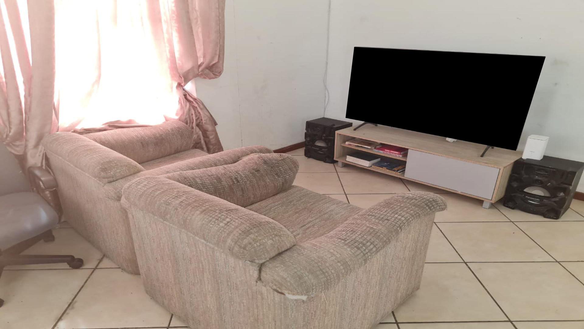 Lounges of property in Mandalay