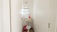 Bathroom 1 - 6 square meters of property in Pinetown 