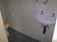 Bathroom 1 of property in Glenmarais (Glen Marais)