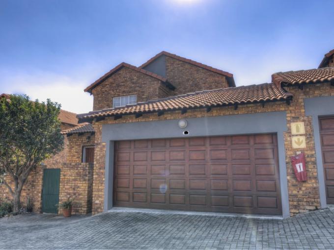 3 Bedroom Simplex for Sale For Sale in Amberfield - MR564508