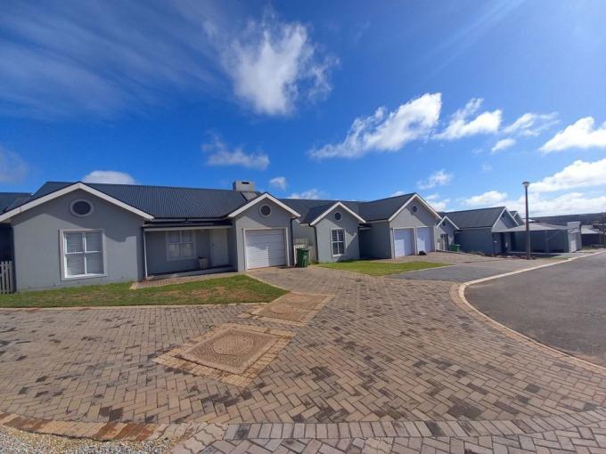 2 Bedroom House for Sale For Sale in Vredenburg MR564635