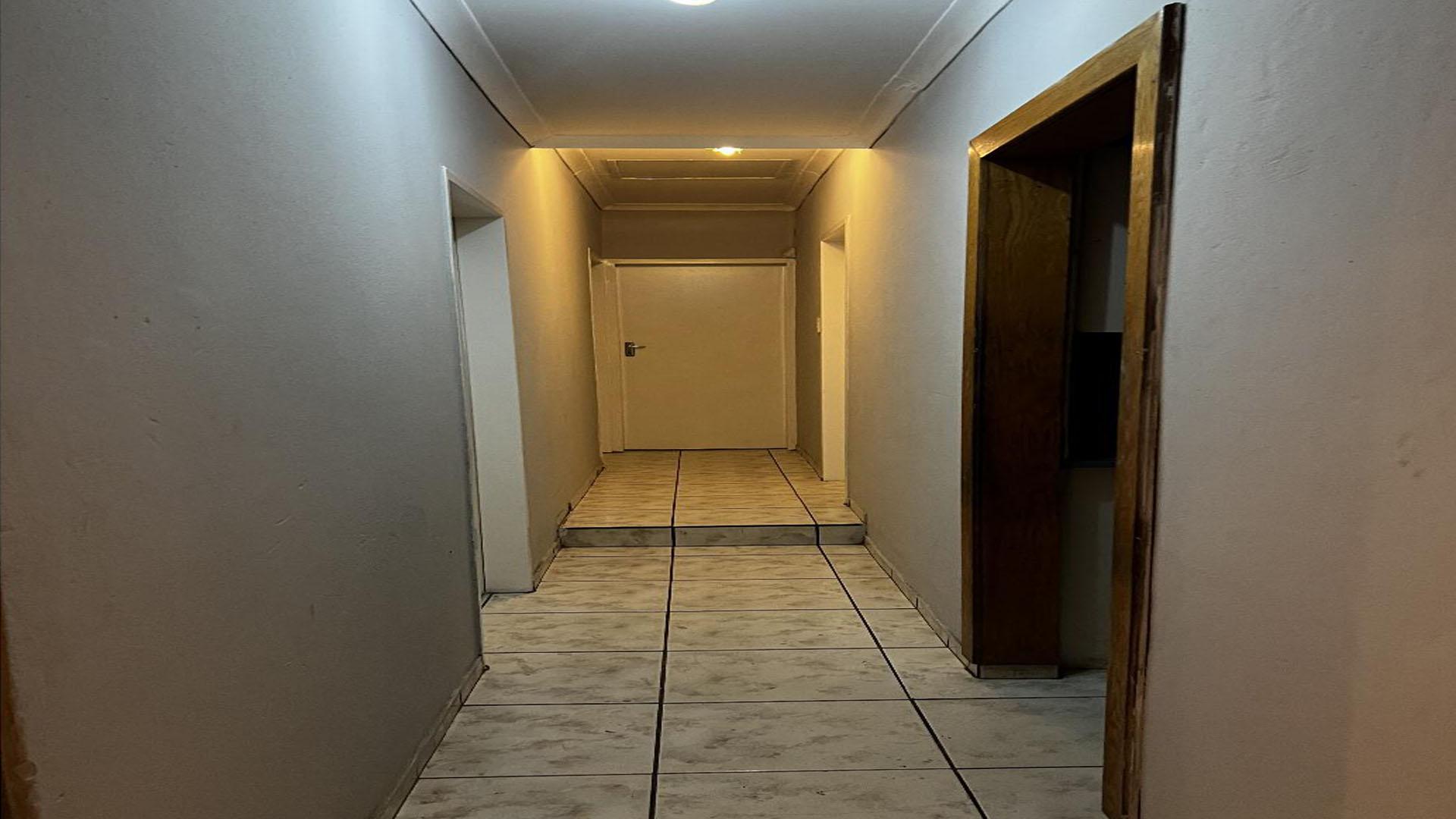 Spaces of property in Geelhoutpark