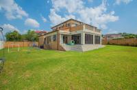 Front View of property in Ruimsig Noord