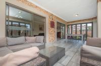 Formal Lounge of property in Ruimsig Noord