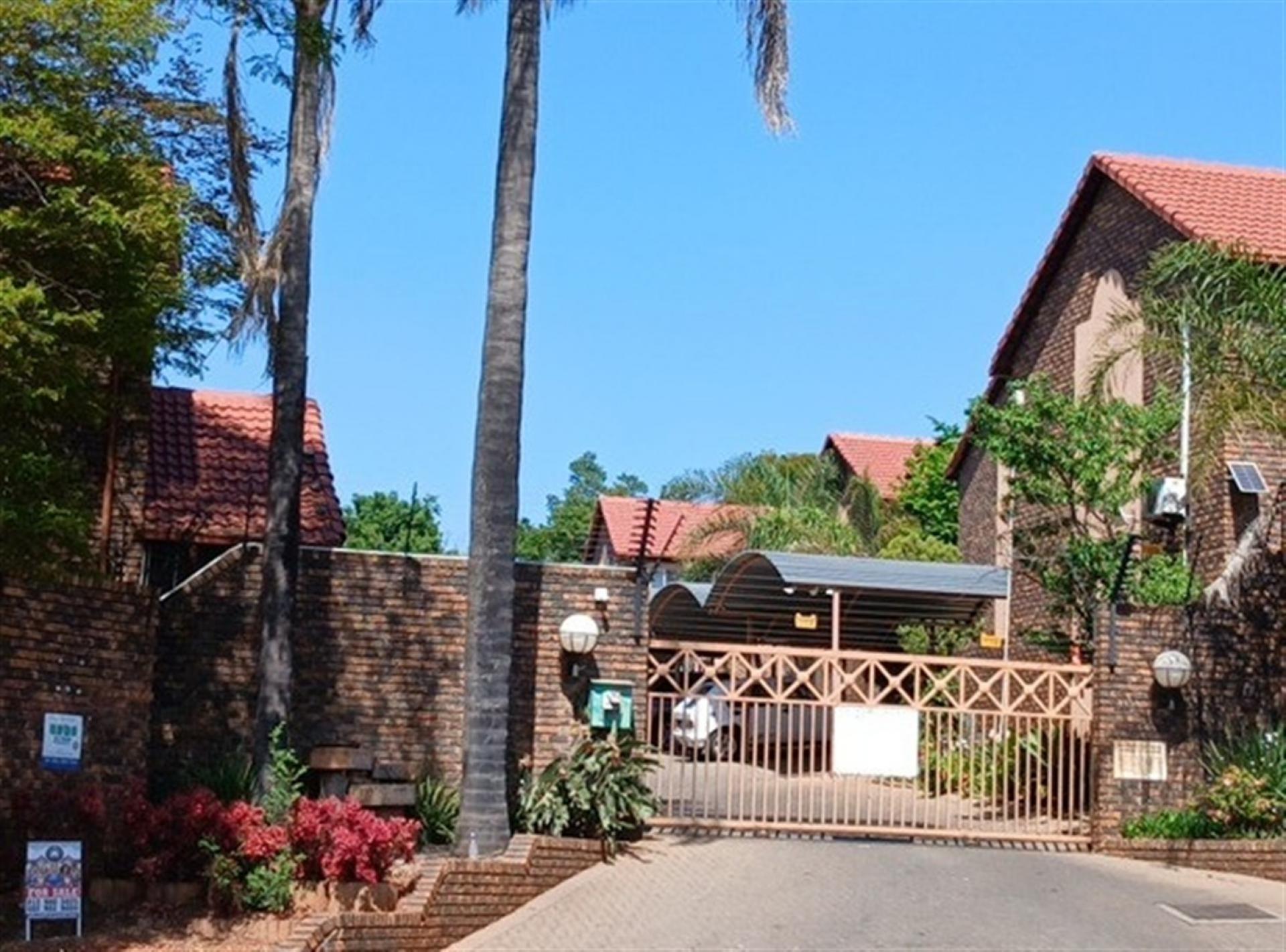 Front View of property in Hennopspark