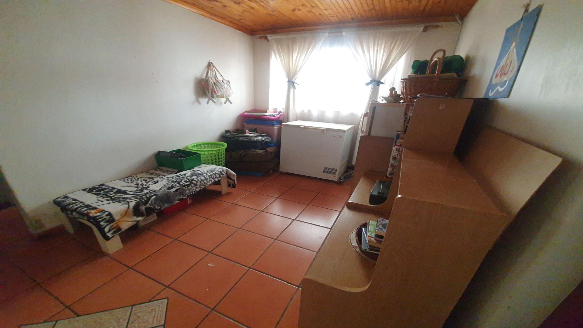 Spaces of property in Mitchells Plain