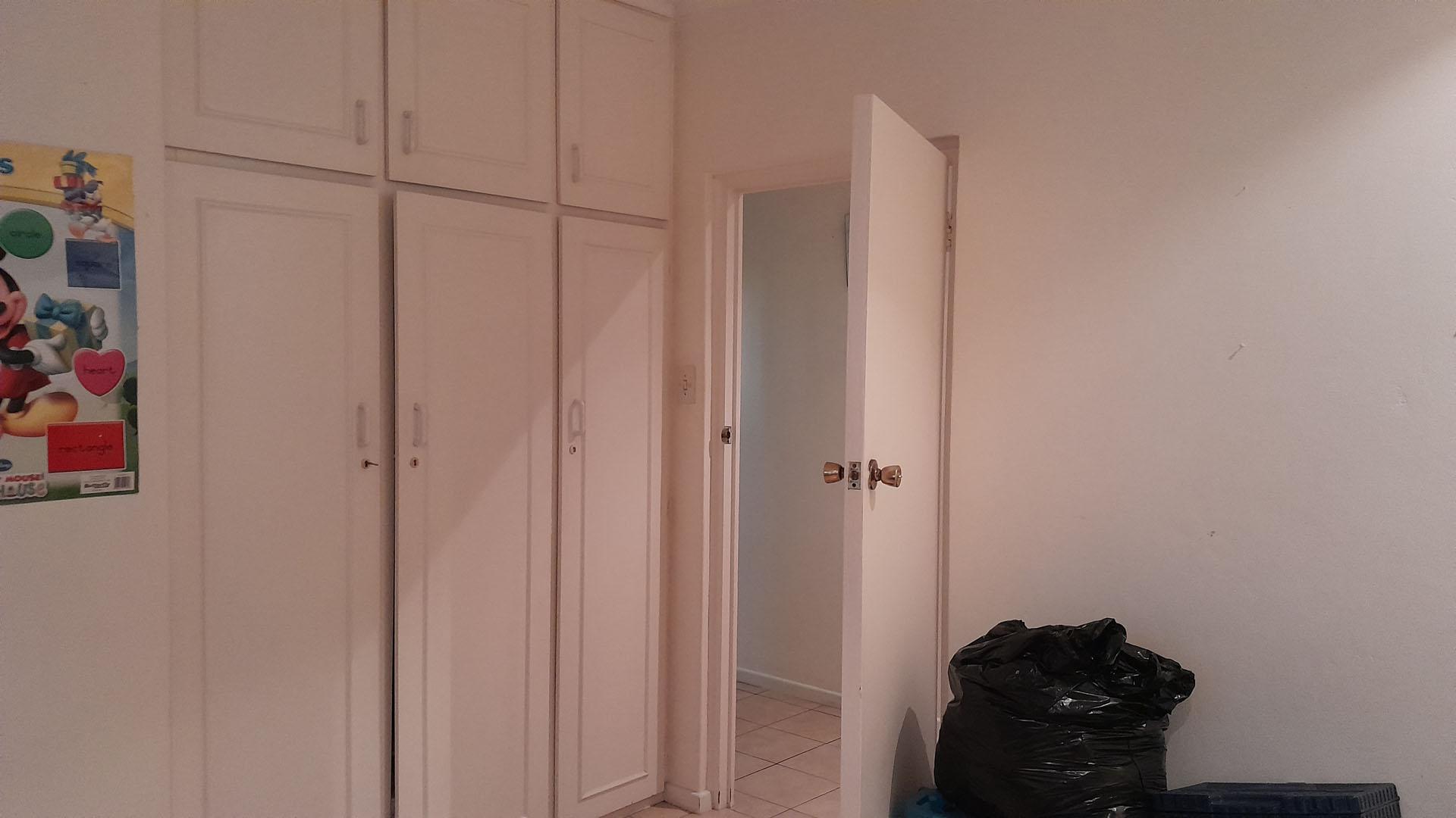 Bed Room 2 - 13 square meters of property in Cowies Hill 