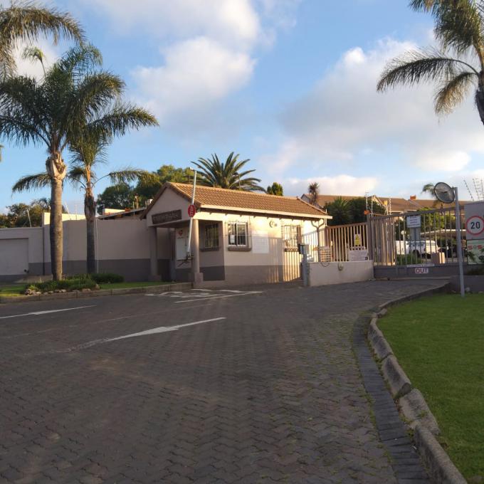 2 Bedroom Sectional Title for Sale and to Rent For Sale in Edenvale - MR564994