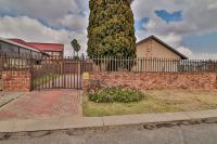 4 Bedroom 2 Bathroom House for Sale for sale in Lenasia South