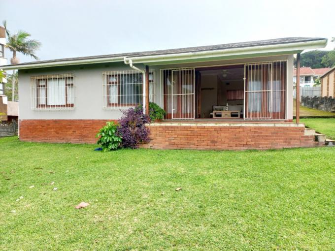 4 Bedroom House for Sale For Sale in Uvongo - MR565137