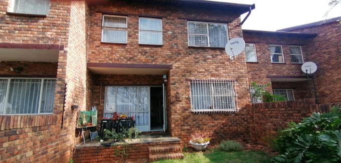 2 Bedroom Duplex for Sale For Sale in Edleen - MR565223