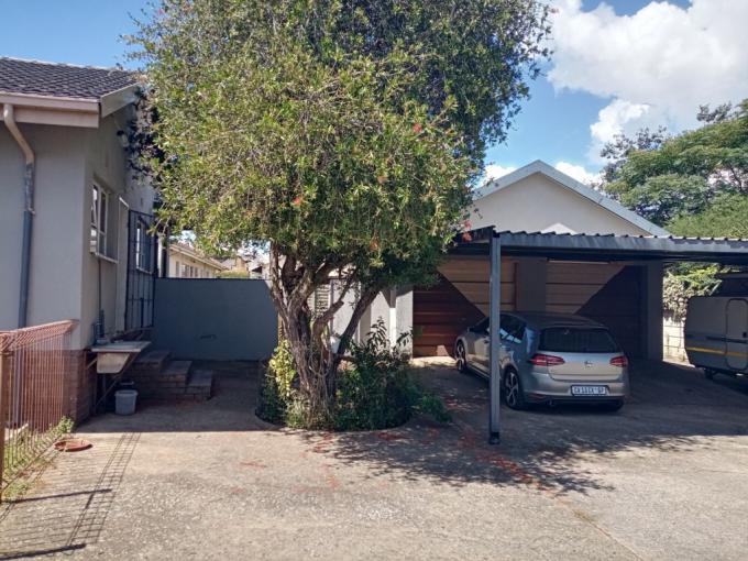 4 Bedroom House for Sale For Sale in Verwoerdpark - MR565389