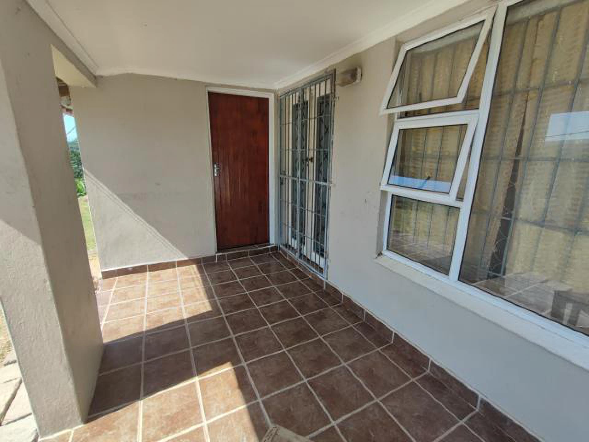 Patio - 7 square meters of property in Reservoir Hills KZN