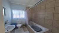 Bathroom 1 of property in Ferndale - JHB
